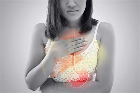 stomach lining damage common  symptoms preventive healthcare