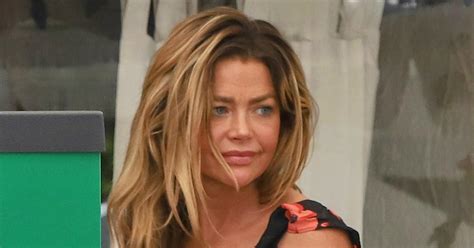 denise richards sends pulses racing with sexy snap bravocon snub