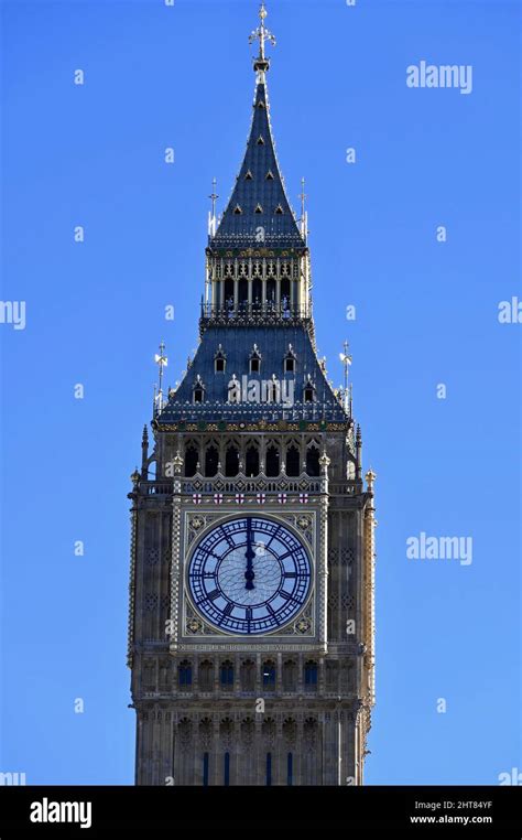 big ben is finally unveiled following it s renovation elizabeth tower