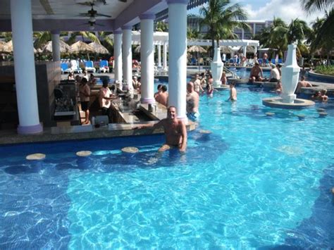 The Incredible Swim Up Bar Picture Of Hotel Riu Montego