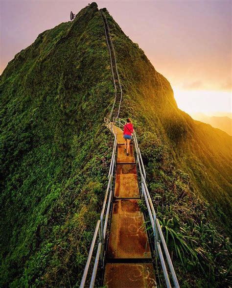 The Haiku Stairs Honolulu Hawaii Stairway To Heaven