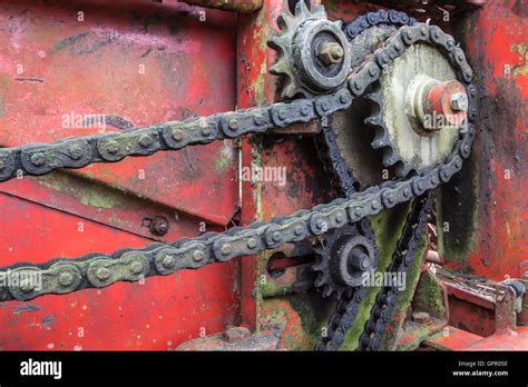chain driven machinery stock photo alamy