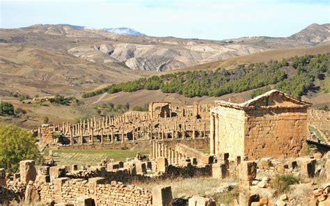 roman ruins  djemila world monument guide