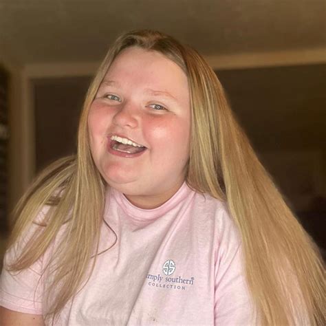 Alana Thompson Smiles In ‘beautiful’ Selfie As Mama June Remains In