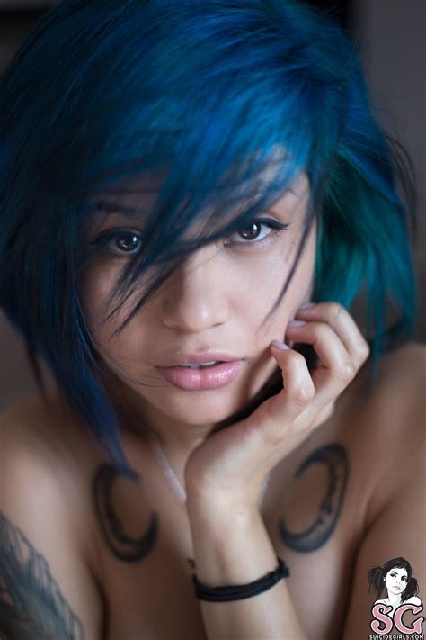 beautiful suicide girl bluejelly blue candy 16 high