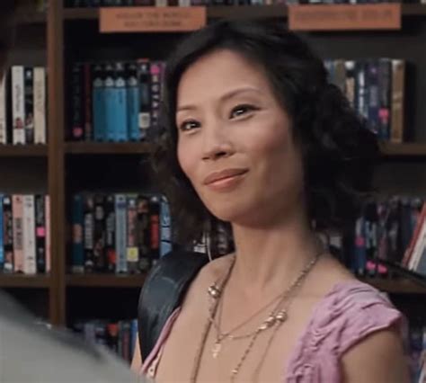 lucy liu as violet from watching the detectives lucy liu fashion