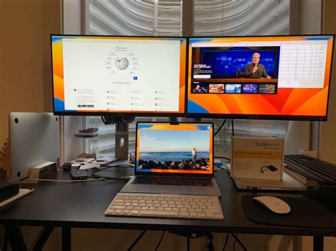 dual monitors    macbook air   pc