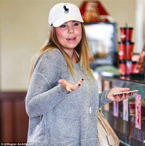 teen mom s kailyn lowry confirms she is divorcing javi