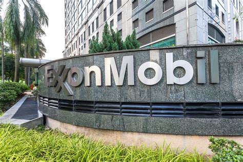 exxonmobil   lease  sell unused space  houston campus
