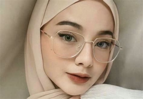 Model Kacamata Wanita Berhijab Homecare24