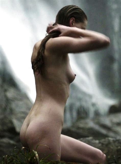 Naked Alyssa Sutherland In Vikings