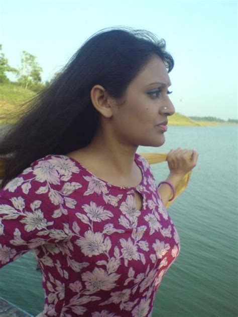 Lifestyle Of Dhaka Trendy Girl