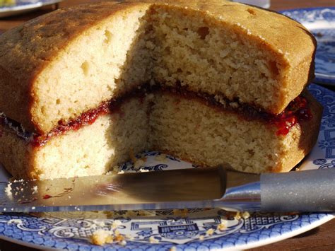 easy egg  birthday cake recipes sponge cake  fruit cake