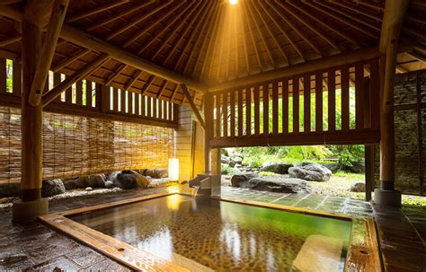 cool summer vacation  onsen  thermal bath retreat