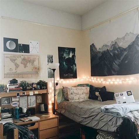 Stunning And Cute Dorm Room Decorating Ideas 56 Guy Dorm Rooms