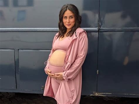 kareena kapoor khan to pen book on pregnancy bollywood gulf news