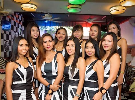 bangkok beer bar girls