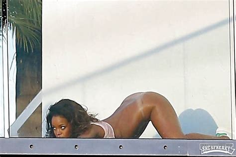 rihanna face down ass up shesfreaky