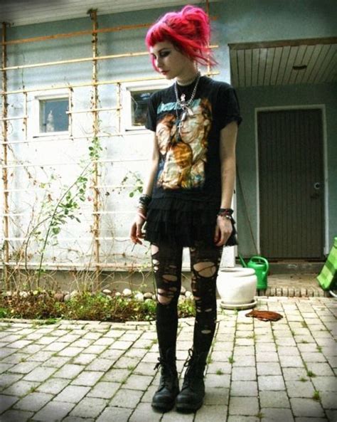log in tumblr moda punk trajes de punk chicas punky