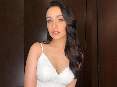 shraddha kapoor takes a break from chhichhore to celebrate her mother