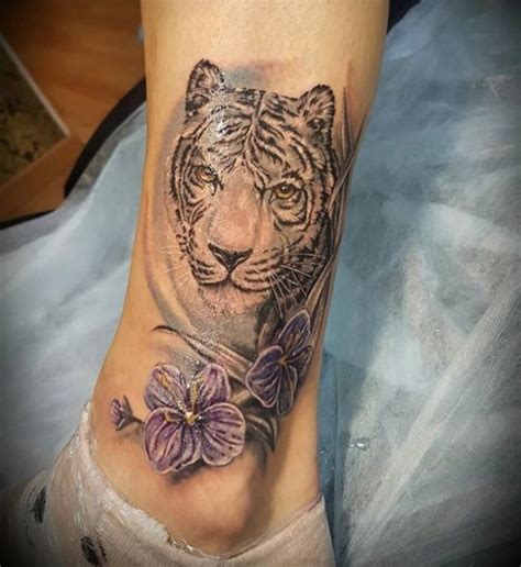 tiger tattoo design ideas  paws