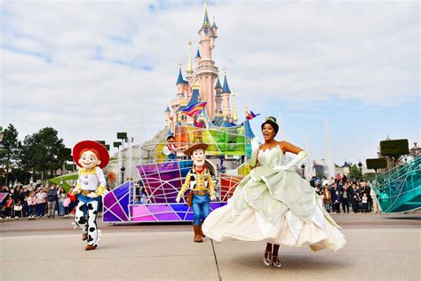 disneyland paris celebrates  magical years cyprus mail