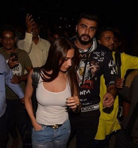 amidst wedding rumours arjun kapoor malaika arora try to avoid paps