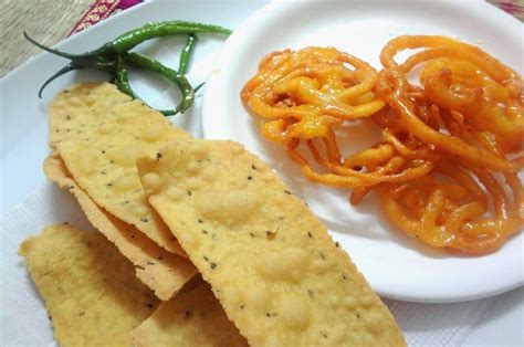 popular gujarati foods