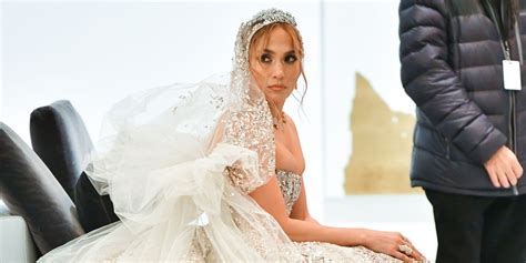 Jennifer Lopez Wedding Dress Pictures On The Beach For Shotgun Wedding