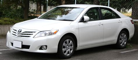 file toyota camry gjpg wikimedia commons