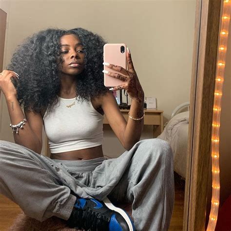 𝐢𝐧𝐬𝐭𝐚𝐠𝐫𝐚𝐦 𝐬𝐥𝐢𝐦𝐞𝐝𝐮𝐨𝐮𝐭 𝐩𝐦 𝐟𝐨𝐫 𝐩𝐫𝐨𝐦𝐨 🧚🏾‍♀️ Cute Outfits Mirror Pic