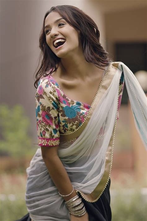 15 beautiful smiling pictures of nepali actress priyanka