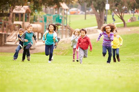 reasons children   play  harvard health