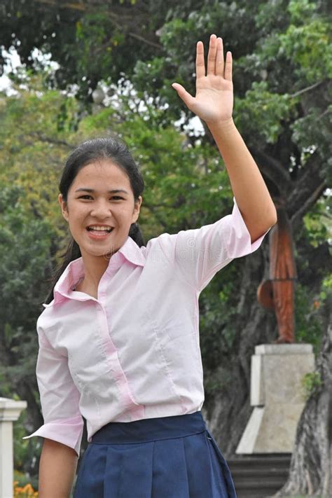 une jeune fille philippine souriante image stock image du bonheur