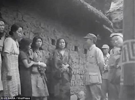 south korea demands new japan comfort women deal daily mail online
