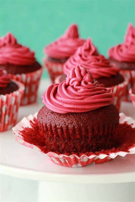 vegan red velvet cupcakes loving it vegan