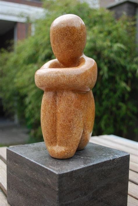 keramiek poppetjes google zoeken idees de poterie projets de sculptures sculpture en pierre
