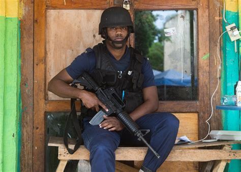Welcome Sight Why Some Jamaicans Want The Army To Stay Bbc News