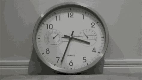 pausacafe  stop time lapse gif pausacafe  stop time lapse clock discover  share gifs