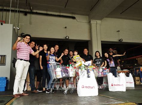 singapore  grocer redmartcom greets  sq ft warehouse  revenue growth