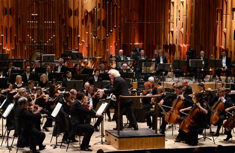 london symphony orchestra tops  uk classical ensembles chart