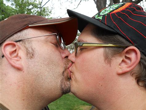 fat gay men kissing divas fucking videos