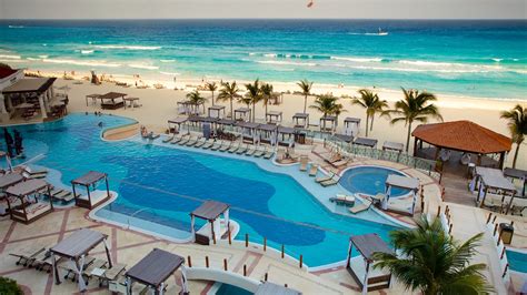 hotell med pool  cancun expediase