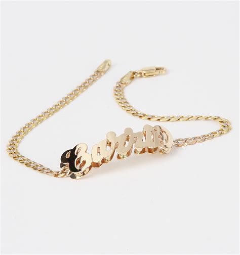 get custom name jewelry at patricia field inspired by carrie bradshaw s carrie necklace on sex