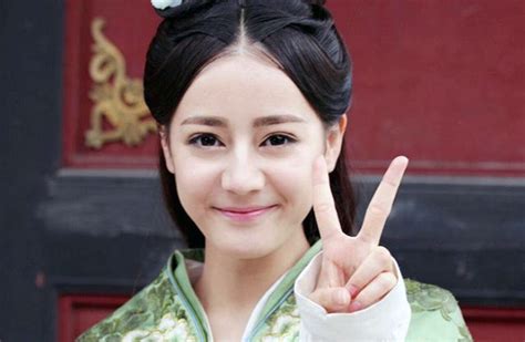 5 fast facts about award winning chinese actress dilireba that s beijing