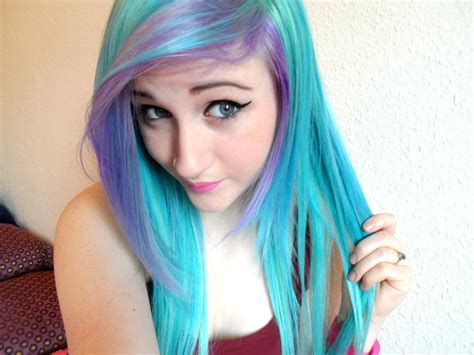 win  hairs adorning stares  coloring  blue hairstyles  women