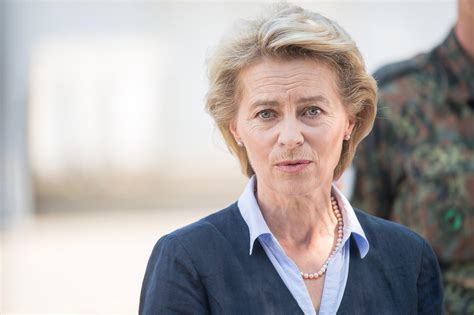 ursula von der leyen legt modernisierungsplan fuer bundeswehr vor gmxch