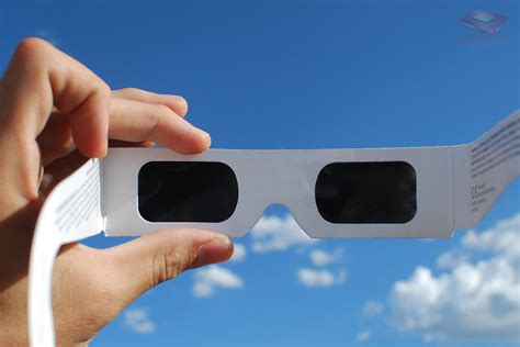 How To Make Solar Eclipse Glasses 2 About Tech Info
