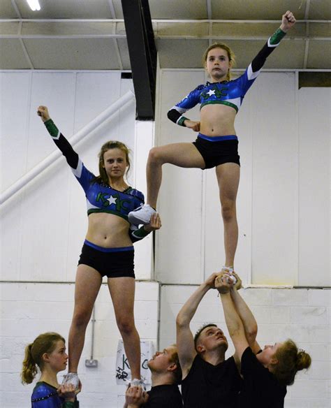 Cheerleading Stunts Jv Squads