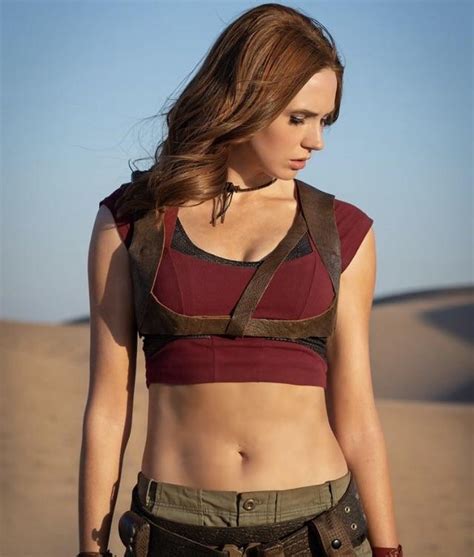 Karen Gillan Wearing This Iconic Outfit Again For The New Jumanji Porn